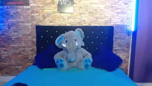 Image 3 of kiki_cyrus Stream on Chaturbate on 16 months ago