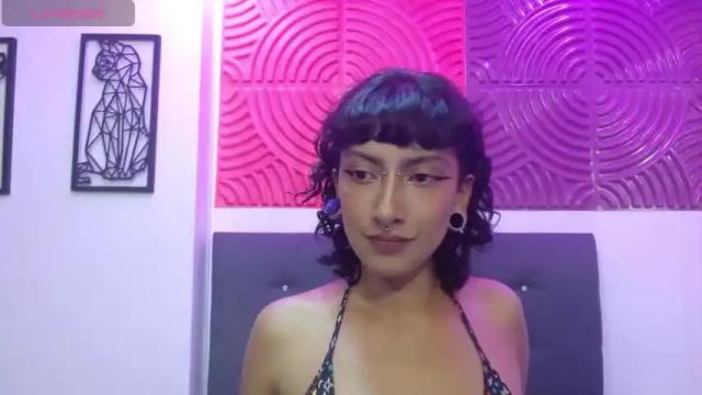 Thumbnail 1, kiki_cyrus's Stream at Chaturbate, 15 months ago