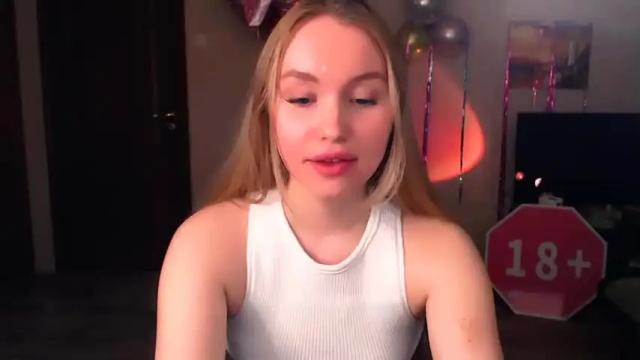 Thumbnail 1, kikies_'s Stream at Chaturbate, 14 months ago