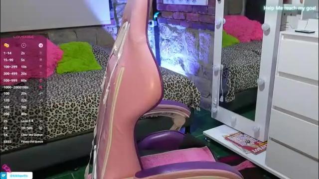 Image 4 of kikilepetite Stream on Chaturbate on 18 days ago
