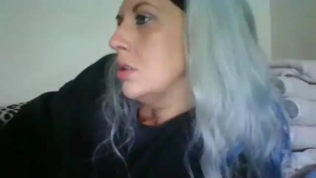 Image 3 of kikilove25 Stream on Chaturbate on 16 months ago