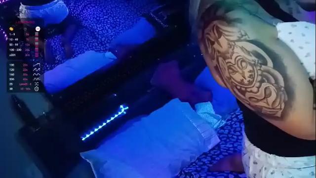 Image 3 of kikilovespartylights Stream on Chaturbate on 1 day ago