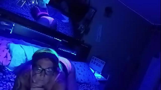 Thumbnail 1, kikilovespartylights's Stream at Chaturbate, 5 days ago