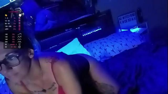 Image 10 of kikilovespartylights Stream on Chaturbate on 3 days ago