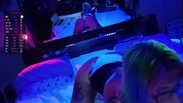 Image 7 of kikilovespartylights Stream on Chaturbate on 1 day ago