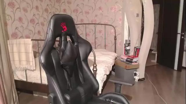 Image 11 of kikimyless Stream on Chaturbate on 27 days ago