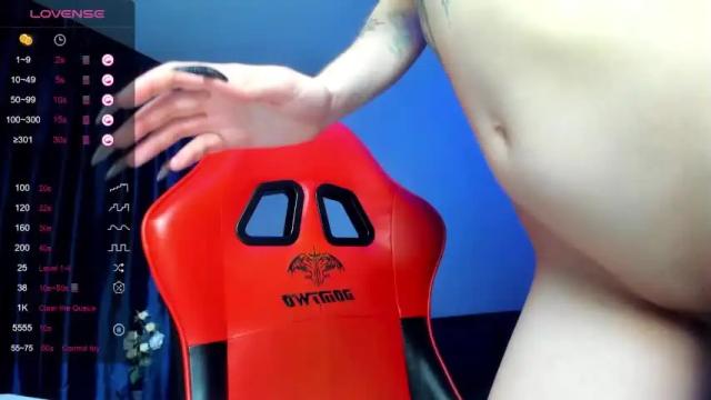 Image 10 of kikiolovely Stream on Chaturbate on 13 months ago