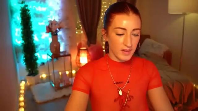 Image 11 of kikosxygirll Stream on Chaturbate on 17 months ago