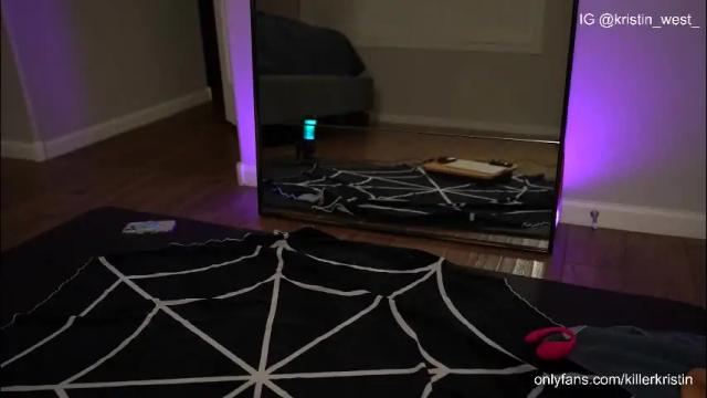 Image 3 of killerkristin_ Stream on Chaturbate on 3 months ago