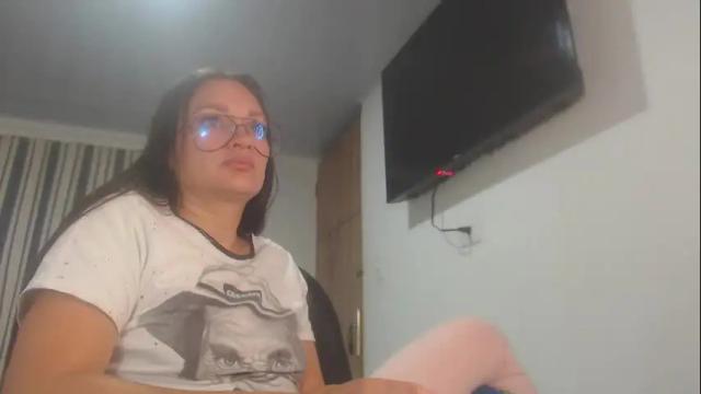 Image 7 of killey_saints Stream on Chaturbate on 2 months ago