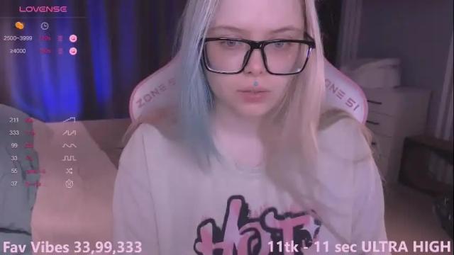 Image 3 of killpretty Stream on Chaturbate on 8 months ago