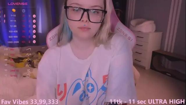 Image 3 of killpretty Stream on Chaturbate on 8 months ago