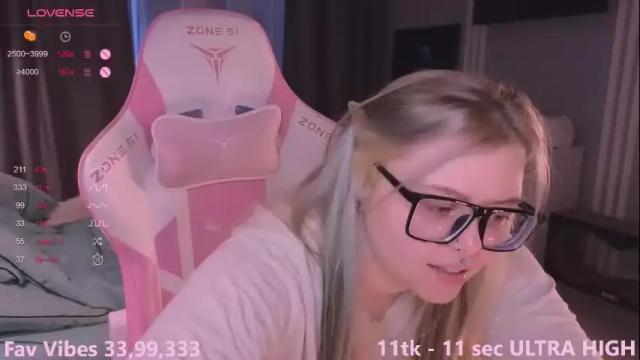 Image 2 of killpretty Stream on Chaturbate on 7 months ago