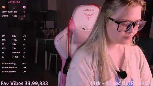 Image 2 of killpretty Stream on Chaturbate on 6 months ago