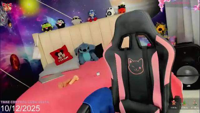 Image 8 of kilye_nellaa Stream on Chaturbate on 1 month ago