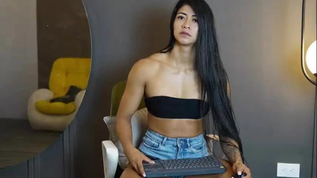 Image 6 of kim_beckett Stream on Chaturbate on 1 month ago