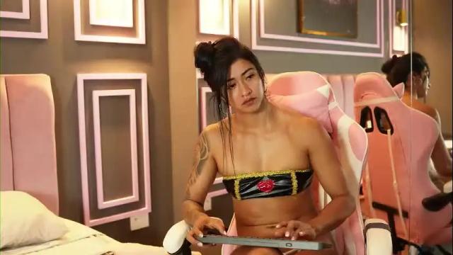 Image 12 of kim_beckett Stream on Chaturbate on 1 month ago