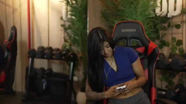 Image 10 of kim_beckett Stream on Chaturbate on 22 days ago