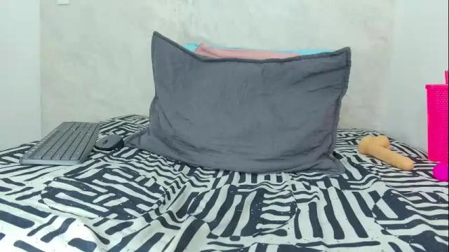 Image 3 of kim_browm Stream on Chaturbate on 8 days ago