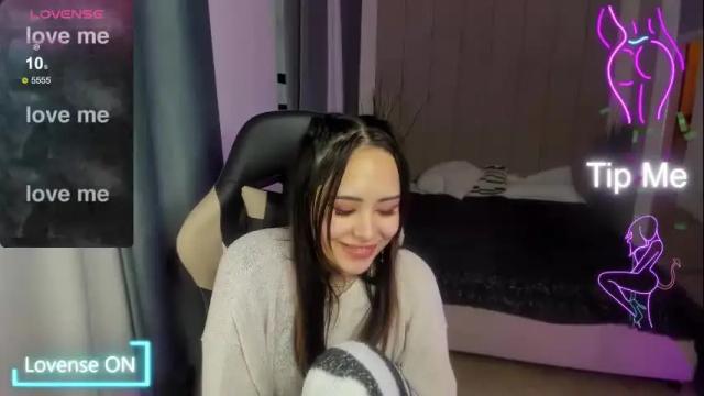 Image 10 of kim_brownie Stream on Chaturbate on 23 days ago