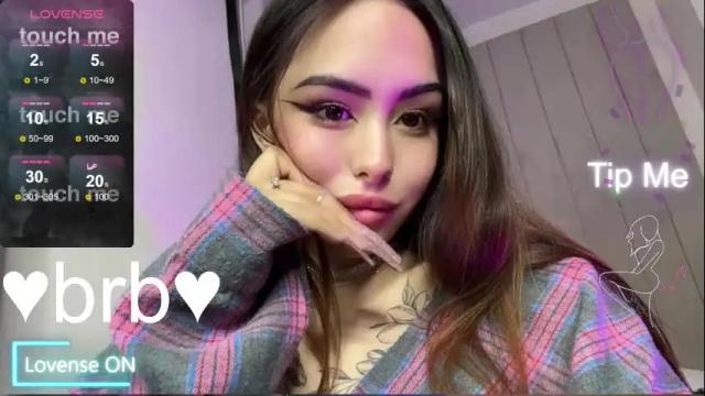 Image 10 of kim_brownie Stream on Chaturbate on 18 days ago