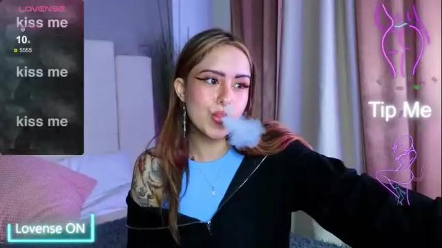 Image 6 of kim_brownie Stream on Chaturbate on 24 days ago