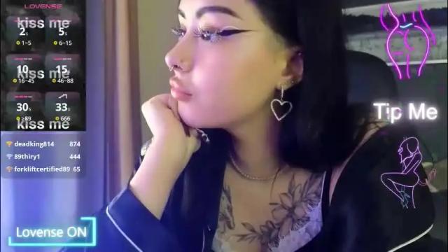 Image 4 of kim_brownie Stream on Chaturbate on 18 days ago