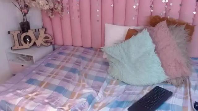 Image 4 of kim_diaz Stream on Chaturbate on 16 months ago