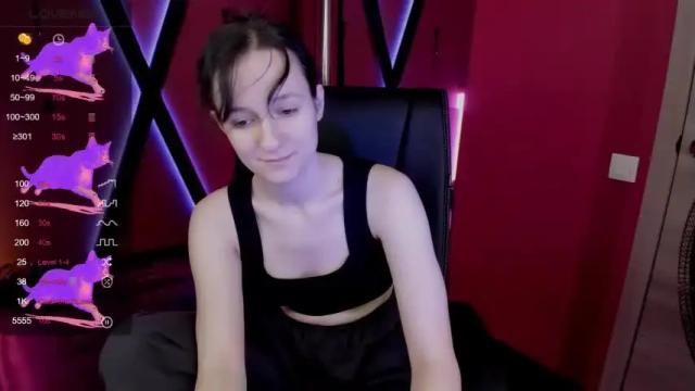 Image 2 of kim_fiveplus Stream on Chaturbate on 13 months ago
