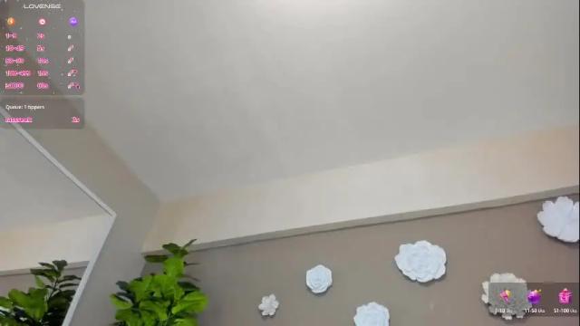 Image 11 of kim_hiltoon Stream on Chaturbate on 26 days ago