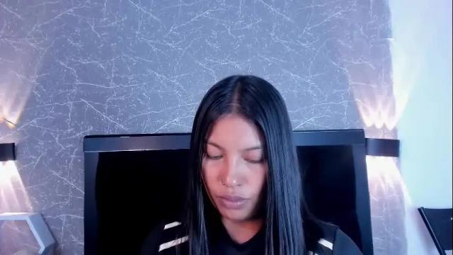 Image 4 of kim_johnsson Stream on Chaturbate on 1 month ago