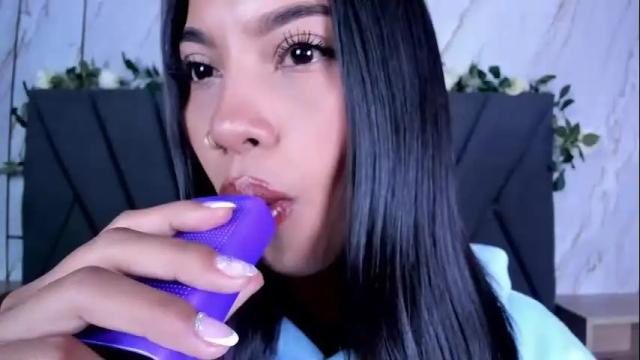 Image 7 of kim_johnsson Stream on Chaturbate on 1 month ago