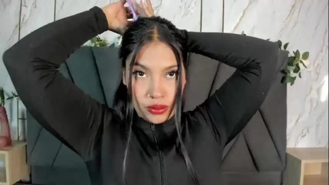 Image 12 of kim_johnsson Stream on Chaturbate on 1 month ago