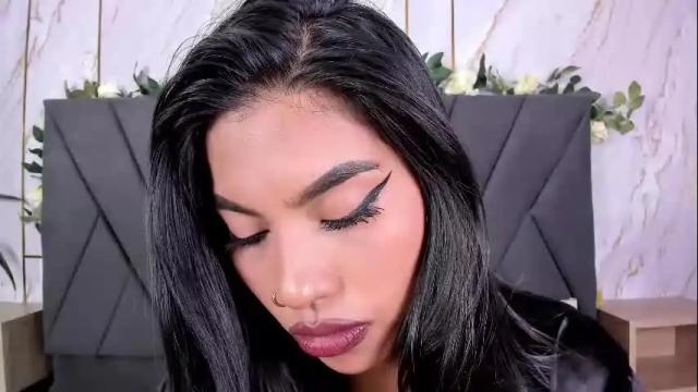 Image 10 of kim_johnsson Stream on Chaturbate on 26 days ago