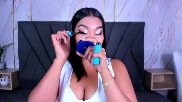 Image 10 of kim_johnsson Stream on Chaturbate on 12 days ago