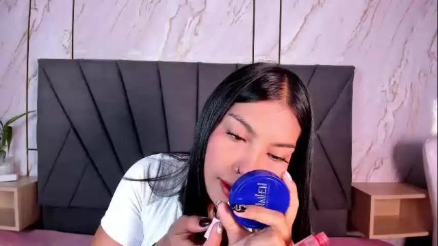 Image 12 of kim_johnsson Stream on Chaturbate on 8 days ago