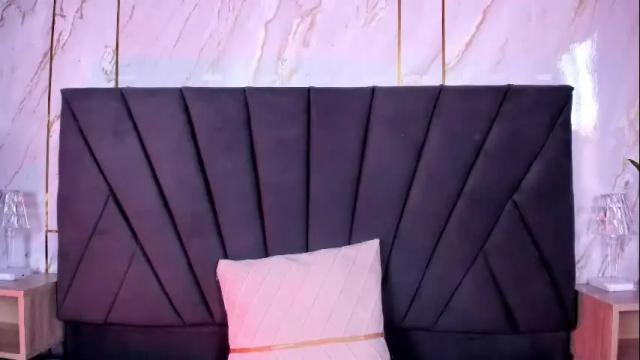 Image 10 of kim_johnsson Stream on Chaturbate on 4 months ago