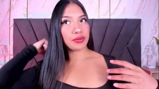 Image 10 of kim_johnsson Stream on Chaturbate on 4 months ago