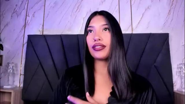 Image 11 of kim_johnsson Stream on Chaturbate on 4 months ago