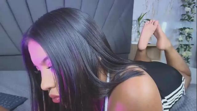 Image 3 of kim_johnsson Stream on Chaturbate on 4 months ago