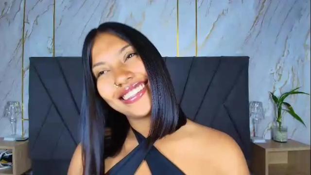 Image 3 of kim_johnsson Stream on Chaturbate on 3 months ago