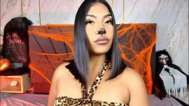 Image 11 of kim_johnsson Stream on Chaturbate on 3 months ago