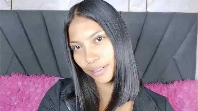 Image 12 of kim_johnsson Stream on Chaturbate on 2 months ago