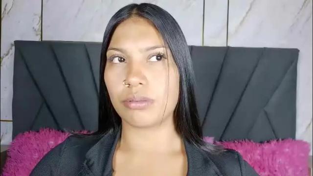 Image 3 of kim_johnsson Stream on Chaturbate on 2 months ago