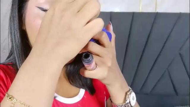 Image 3 of kim_johnsson Stream on Chaturbate on 2 months ago