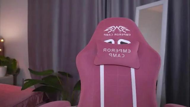 Image 10 of kim_oberlin Stream on Chaturbate on 1 month ago