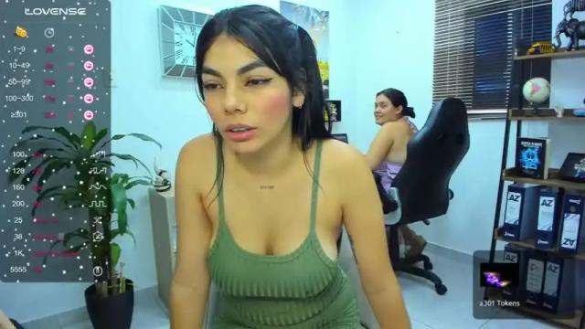 Image 11 of kim_romance Stream on Chaturbate on 22 months ago