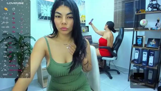 Image 6 of kim_romance Stream on Chaturbate on 21 months ago
