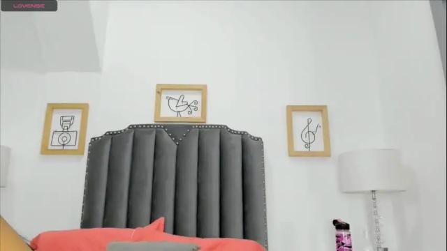 Image 11 of kim_vega26 Stream on Chaturbate on 21 months ago