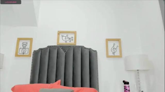 Image 12 of kim_vega26 Stream on Chaturbate on 21 months ago